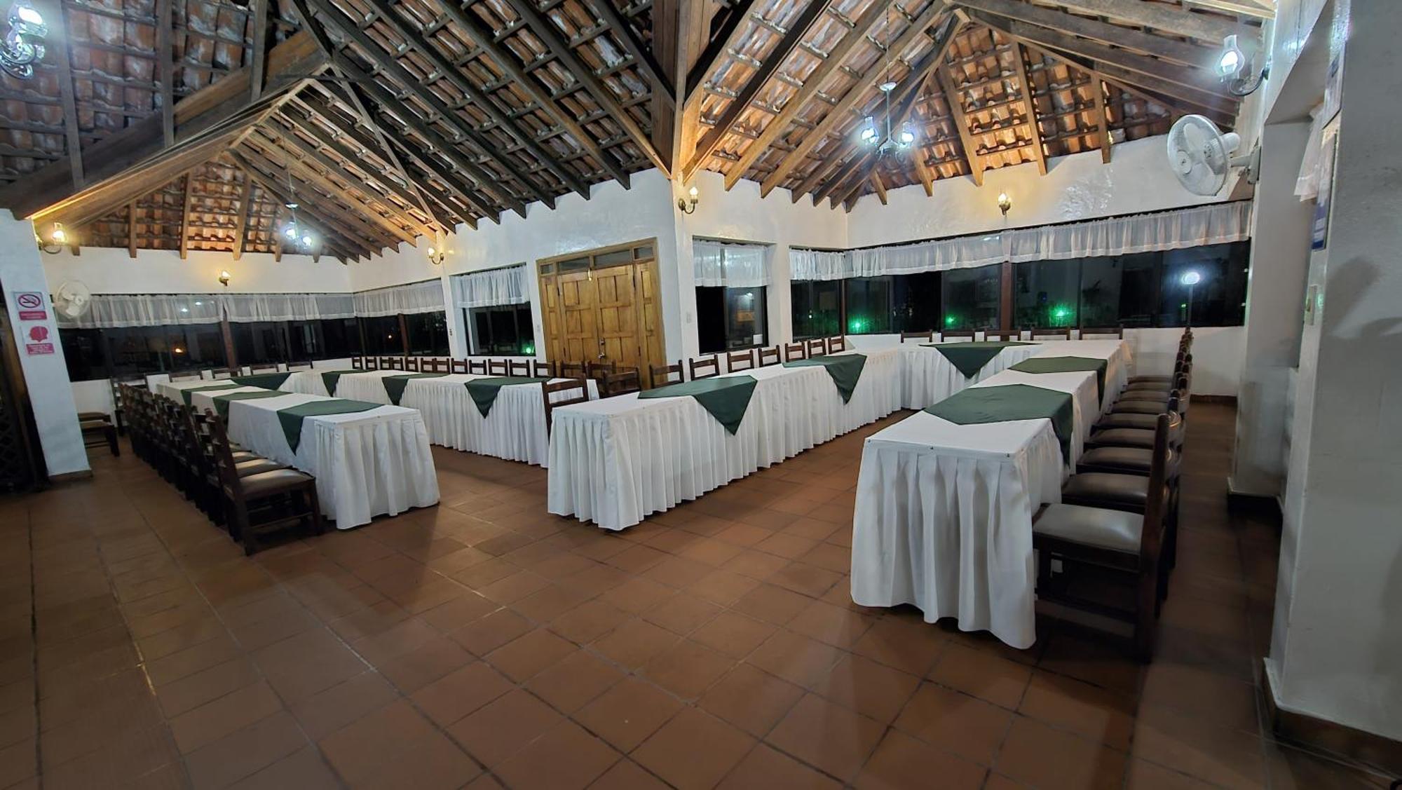 פויו Hosteria Finca El Pigual מראה חיצוני תמונה